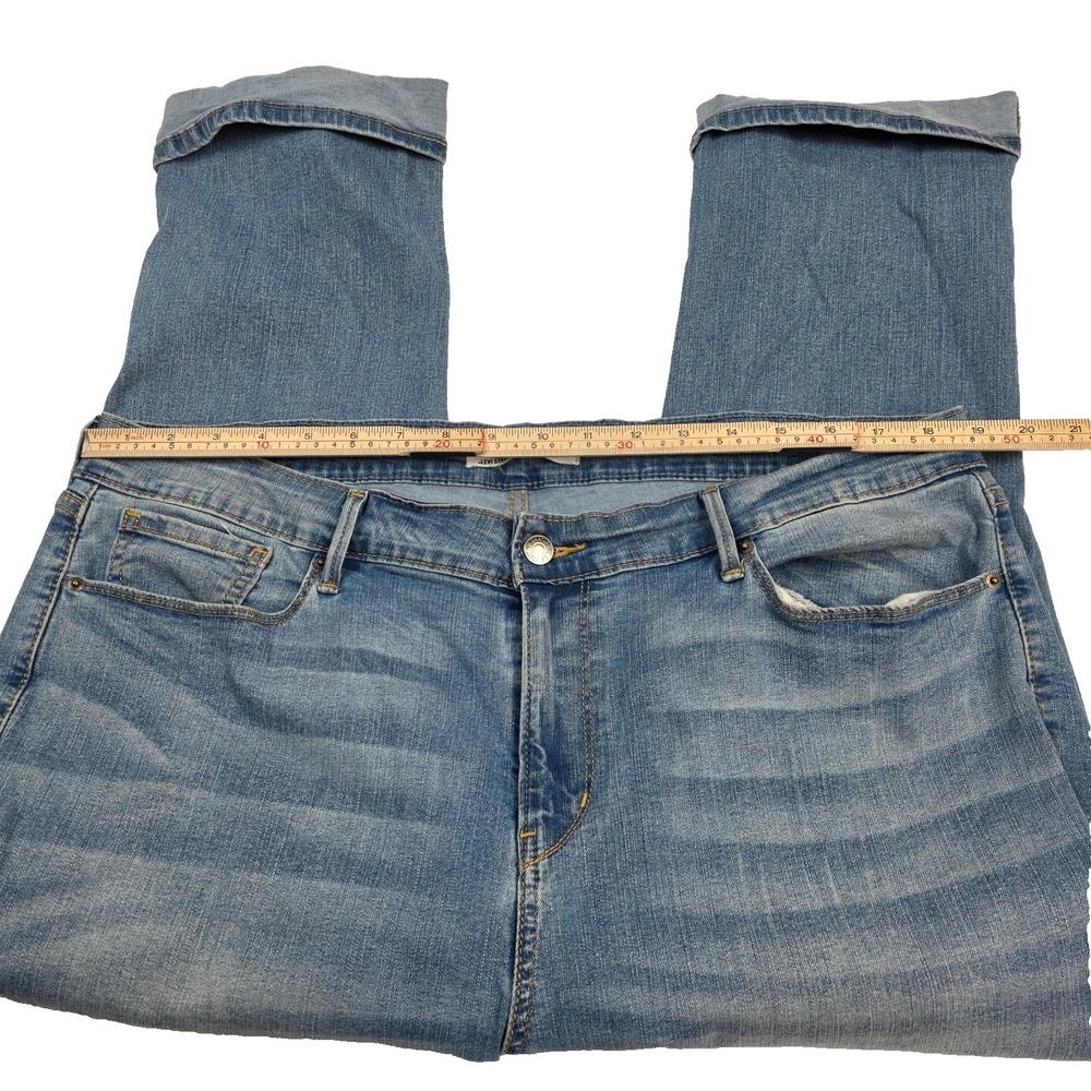 Signature by Levi Jeans Women 18 W34 Blue Denim Capri Mid-Rise Stretch Faded - Picture 10 of 10